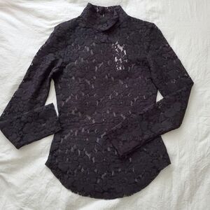 FRENCH Connection Top